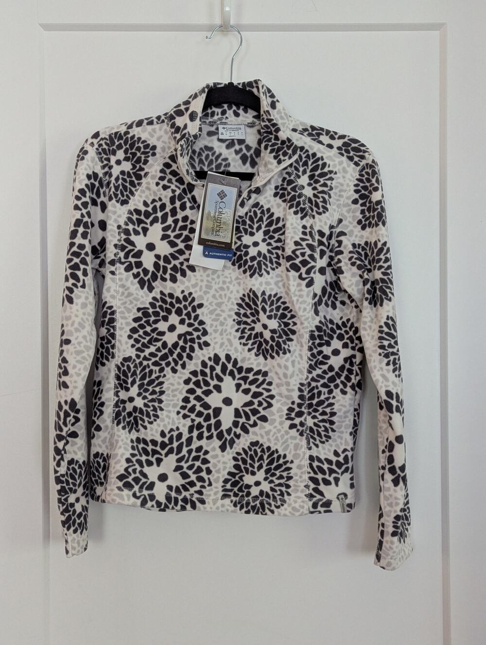 NWT Columbia Womens M Fkeece Pullover 1/4 zip floral Jacket